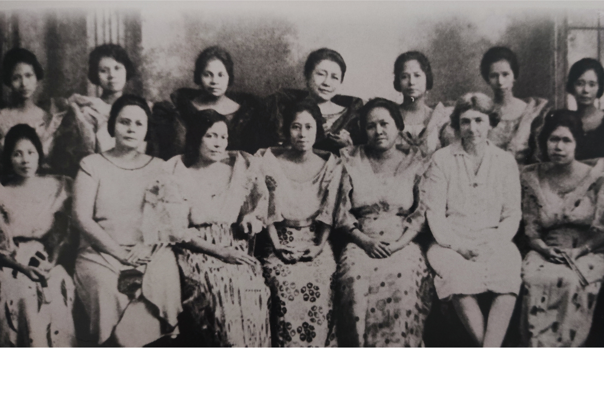The Provincial Board of Directors of the Centro de Puericultura del Cebu de la Mujer de Cebu in the 1920s